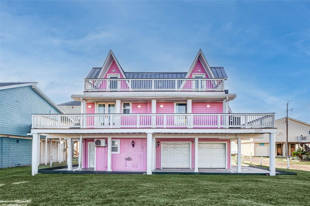 21239 Gulf Drive, Galveston, TX 77554