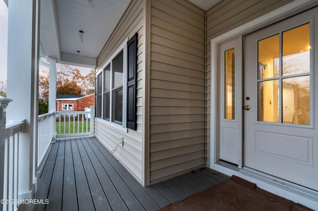 318 E Cape May Avenue, Ocean Gate, NJ 08740