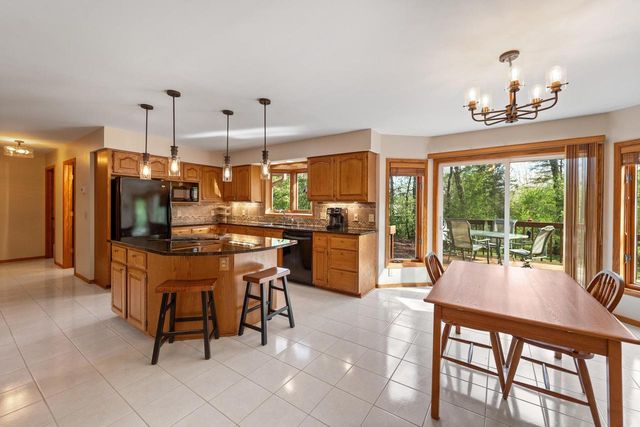 754 Timber Ridge Drive, Oregon, WI 53575