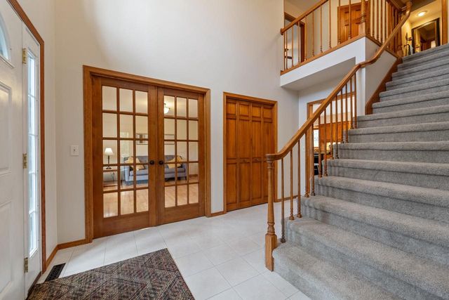 754 Timber Ridge Drive, Oregon, WI 53575
