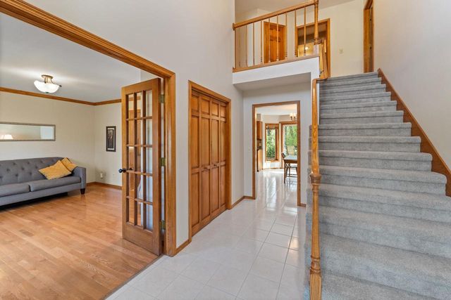 754 Timber Ridge Drive, Oregon, WI 53575