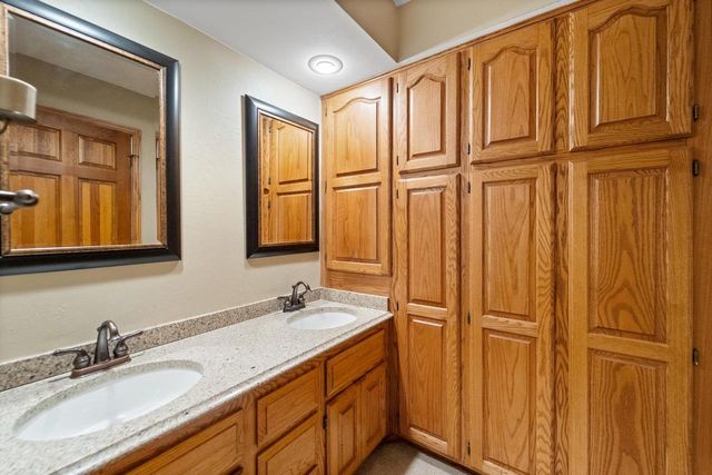 754 Timber Ridge Drive, Oregon, WI 53575