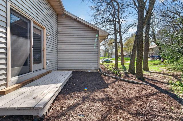 754 Timber Ridge Drive, Oregon, WI 53575