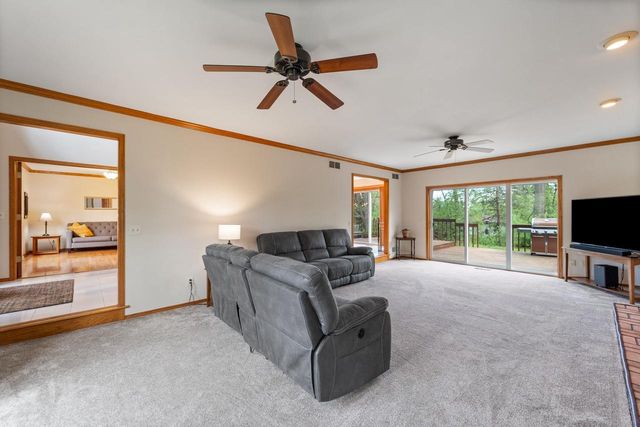 754 Timber Ridge Drive, Oregon, WI 53575