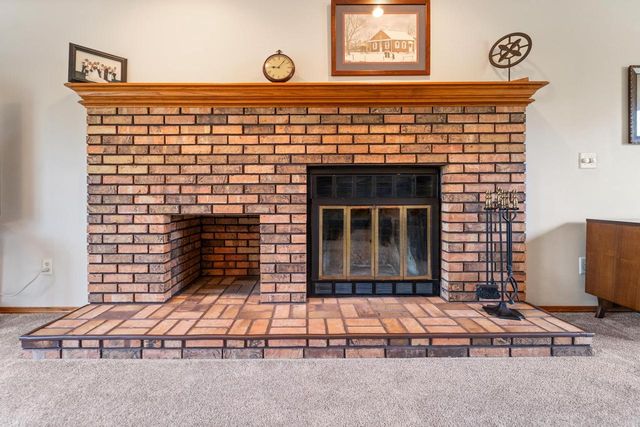 754 Timber Ridge Drive, Oregon, WI 53575