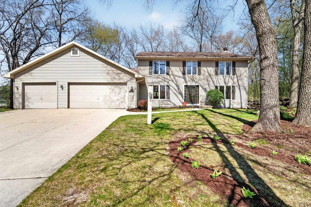 754 Timber Ridge Drive, Oregon, WI 53575