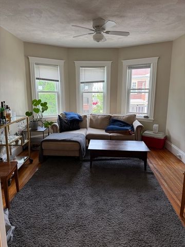92 Yorktown 2, Somerville, MA 02144