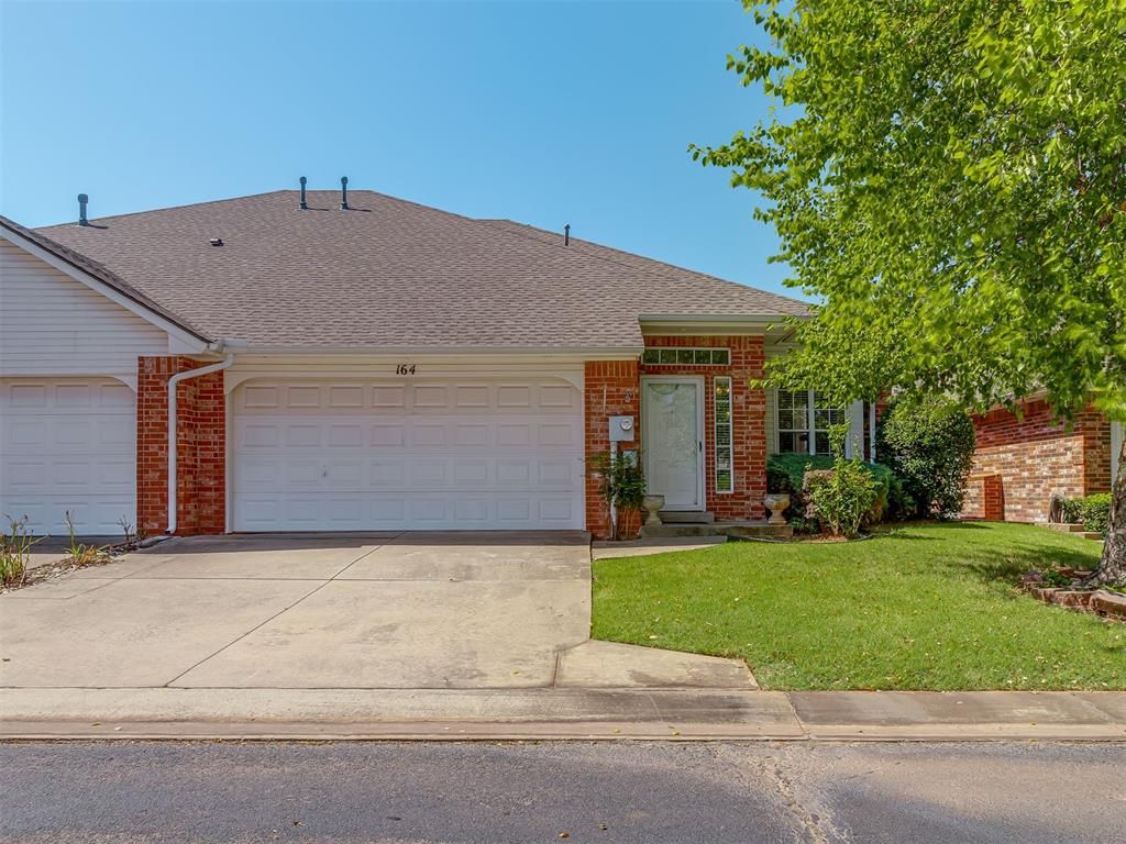 509 S Santa Fe Avenue 164, Edmond, OK 73003