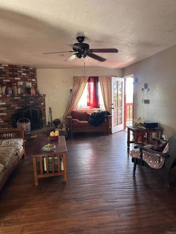 2430 Sunflower Ter, Vista, CA 92083