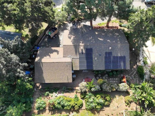 2430 Sunflower Ter, Vista, CA 92083