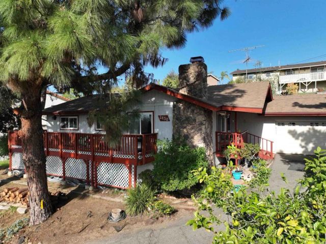 2430 Sunflower Ter, Vista, CA 92083