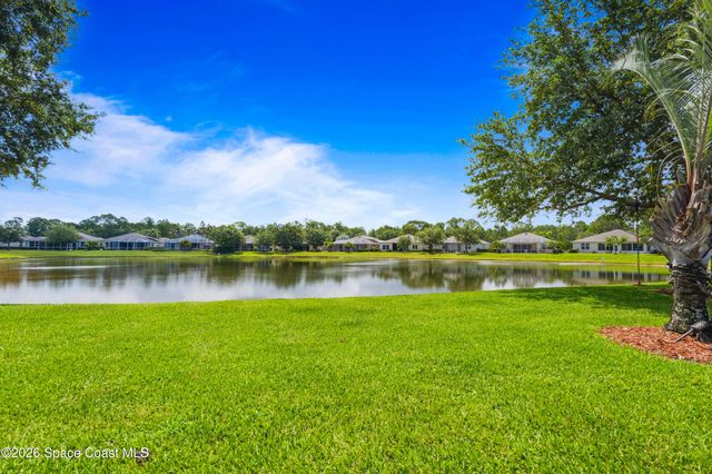570 Gardendale Circle SE, Palm Bay, FL 32909