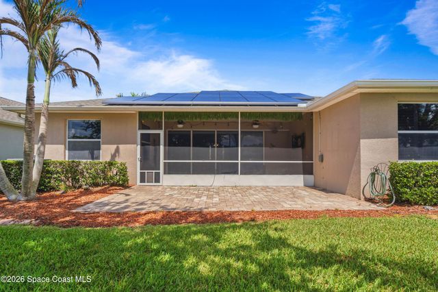 570 Gardendale Circle SE, Palm Bay, FL 32909