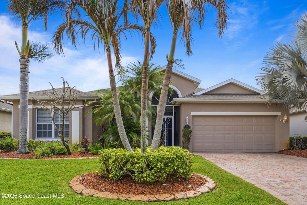 570 Gardendale Circle SE, Palm Bay, FL 32909