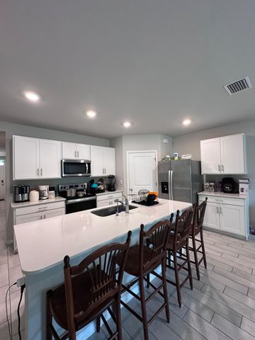 911 UNICE Avenue N, Lehigh Acres, FL 33971