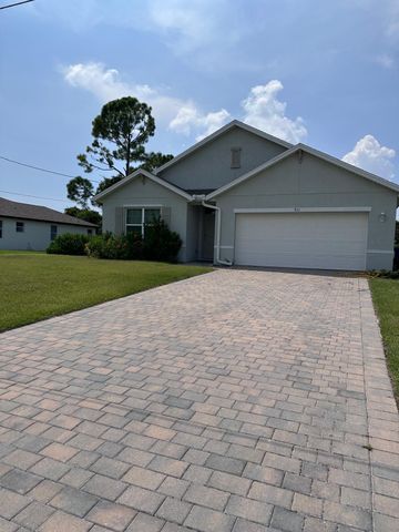 911 UNICE Avenue N, Lehigh Acres, FL 33971