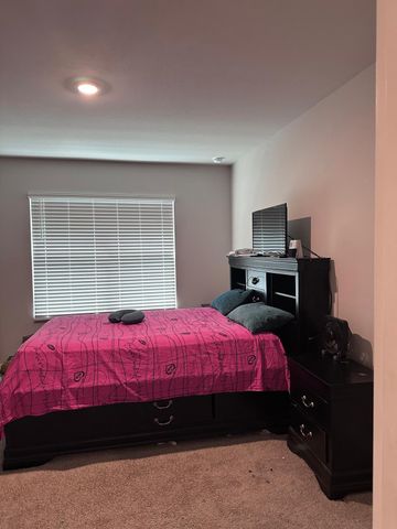 911 UNICE Avenue N, Lehigh Acres, FL 33971
