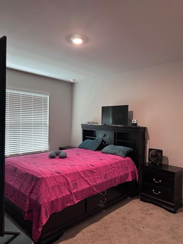 911 UNICE Avenue N, Lehigh Acres, FL 33971
