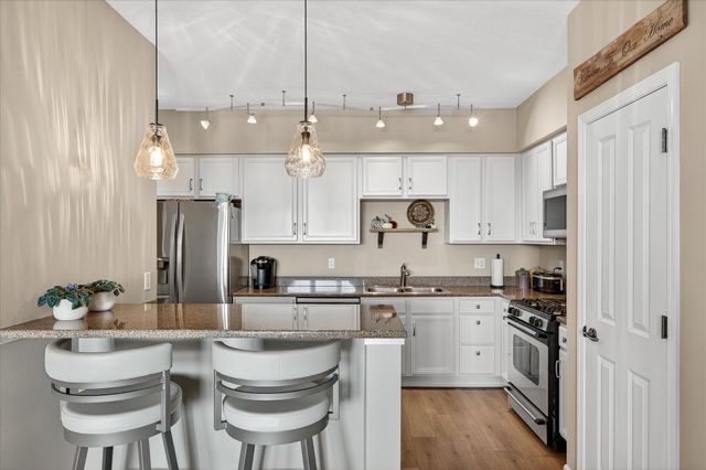 500 E Grant Street 907, Minneapolis, MN 55404