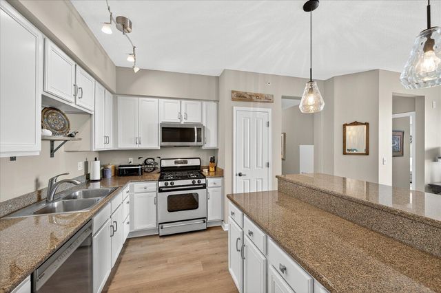 500 E Grant Street 907, Minneapolis, MN 55404