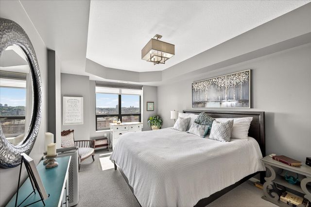 500 E Grant Street 907, Minneapolis, MN 55404