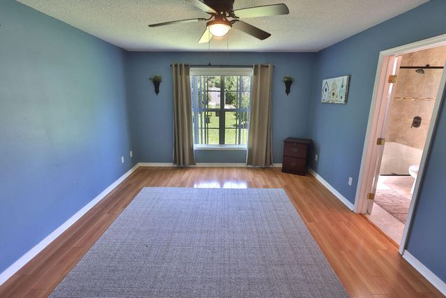 124 Long Pointe Drive, Mary Esther, FL 32569