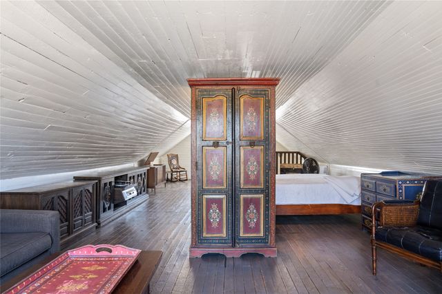 10 Rail Road, Cerrillos, NM 87010