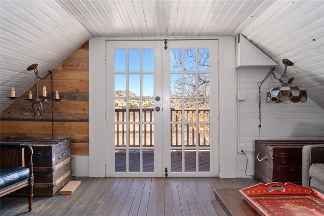 10 Rail Road, Cerrillos, NM 87010