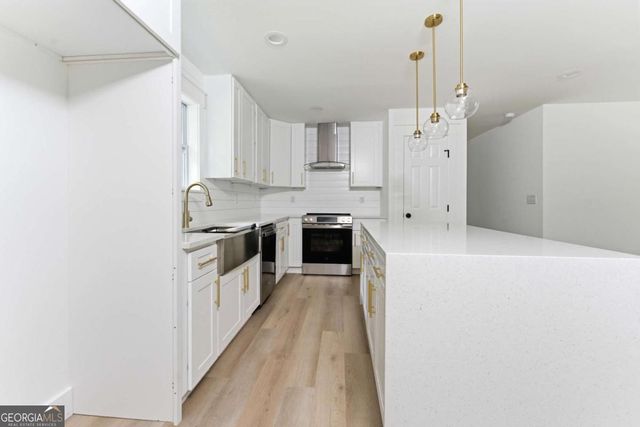 6118 Biscayne Drive, Forest Park, GA 30297