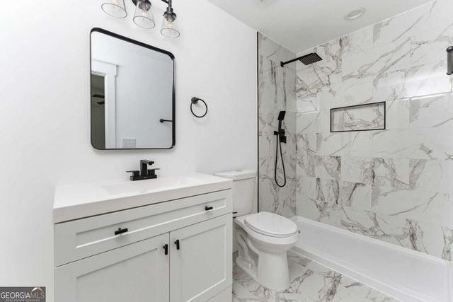 6118 Biscayne Drive, Forest Park, GA 30297