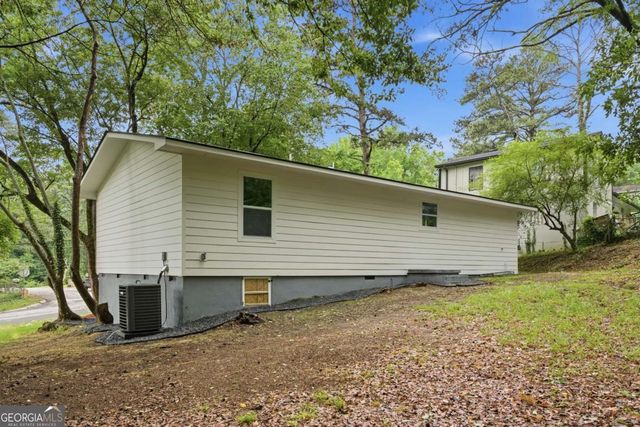 6118 Biscayne Drive, Forest Park, GA 30297