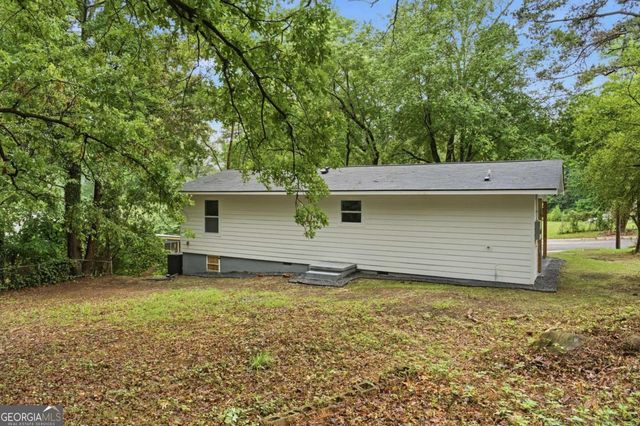 6118 Biscayne Drive, Forest Park, GA 30297