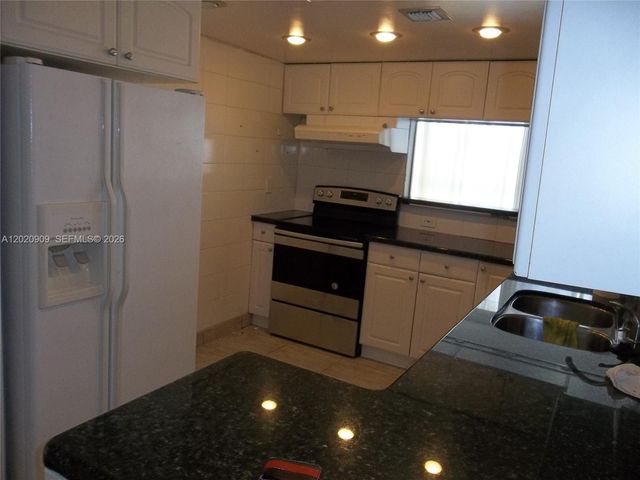801 Three Islands Blvd 308, Hallandale Beach, FL 33009