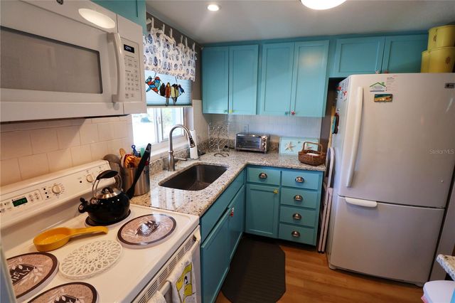 5888 17TH STREET W C23, Bradenton, FL 34207