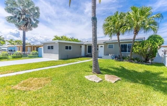 211 SE 3rd St, Dania Beach, FL 33004