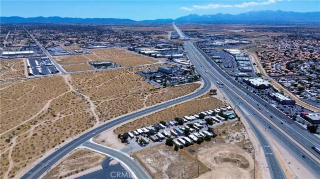 1 Mariposa, Victorville, CA 92395