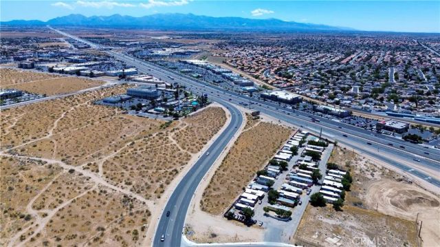1 Mariposa, Victorville, CA 92395
