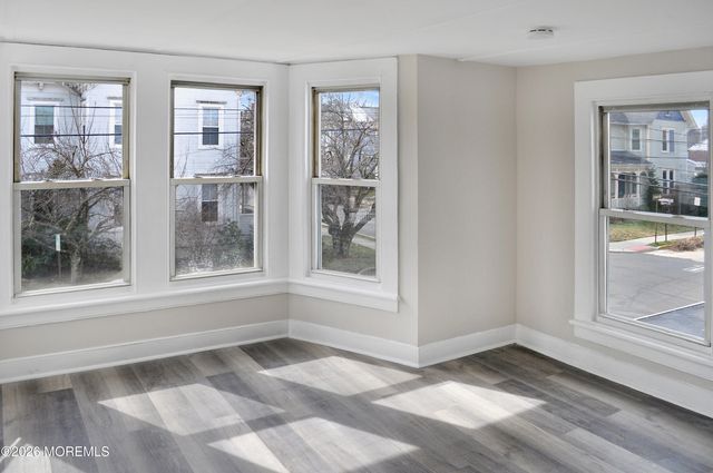 33 Washington Street, Red Bank, NJ 07701