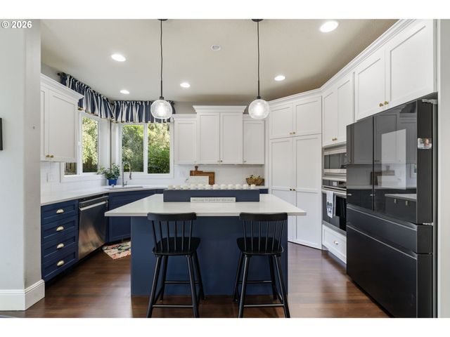 3921 BIRCH St, Washougal, WA 98671