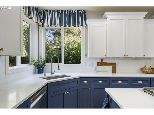 3921 BIRCH St, Washougal, WA 98671