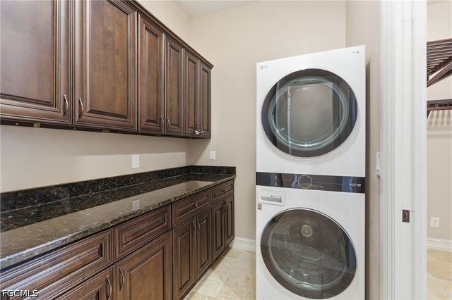 4107 SW 11th AVE, Cape Coral, FL 33914
