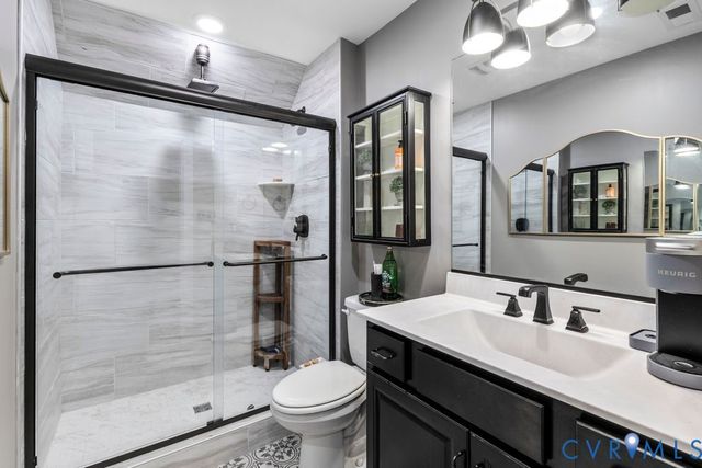 11655 Riverboat Dr, Chester, VA 23836