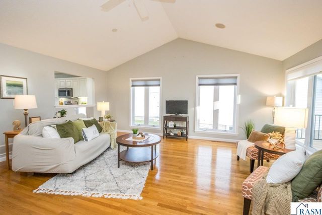 107 Shiloh Court, Mankato, MN 56001