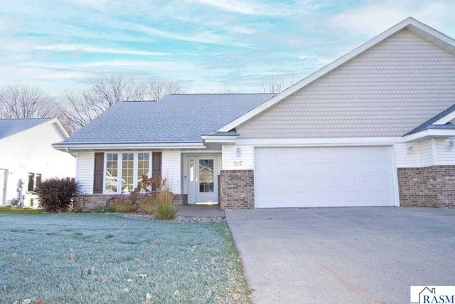 107 Shiloh Court, Mankato, MN 56001