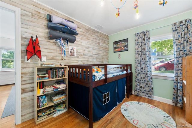 46 Argyle Street, Lake Peekskill, NY 10537