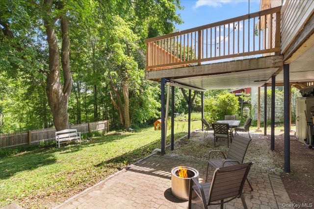 46 Argyle Street, Lake Peekskill, NY 10537