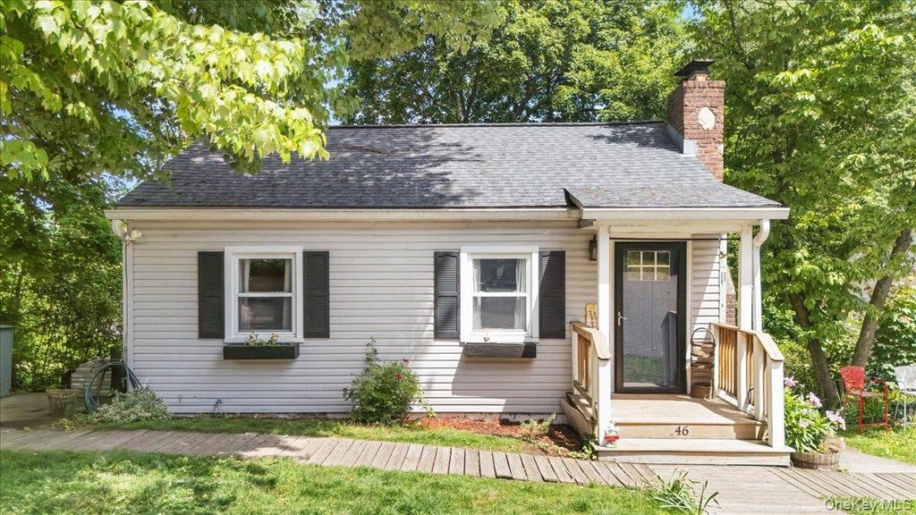 46 Argyle Street, Lake Peekskill, NY 10537