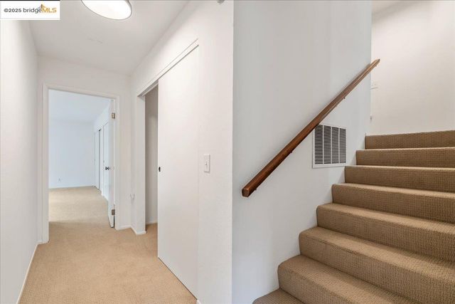 7250 Woodrow Dr, Oakland, CA 94611