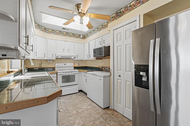 319 N MARLYN AVE, Baltimore, MD 21221