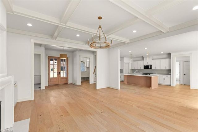 130 S Madera Drive, Mocksville, NC 27028